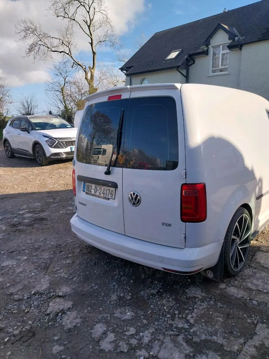 Volkwagon caddy - Image 4