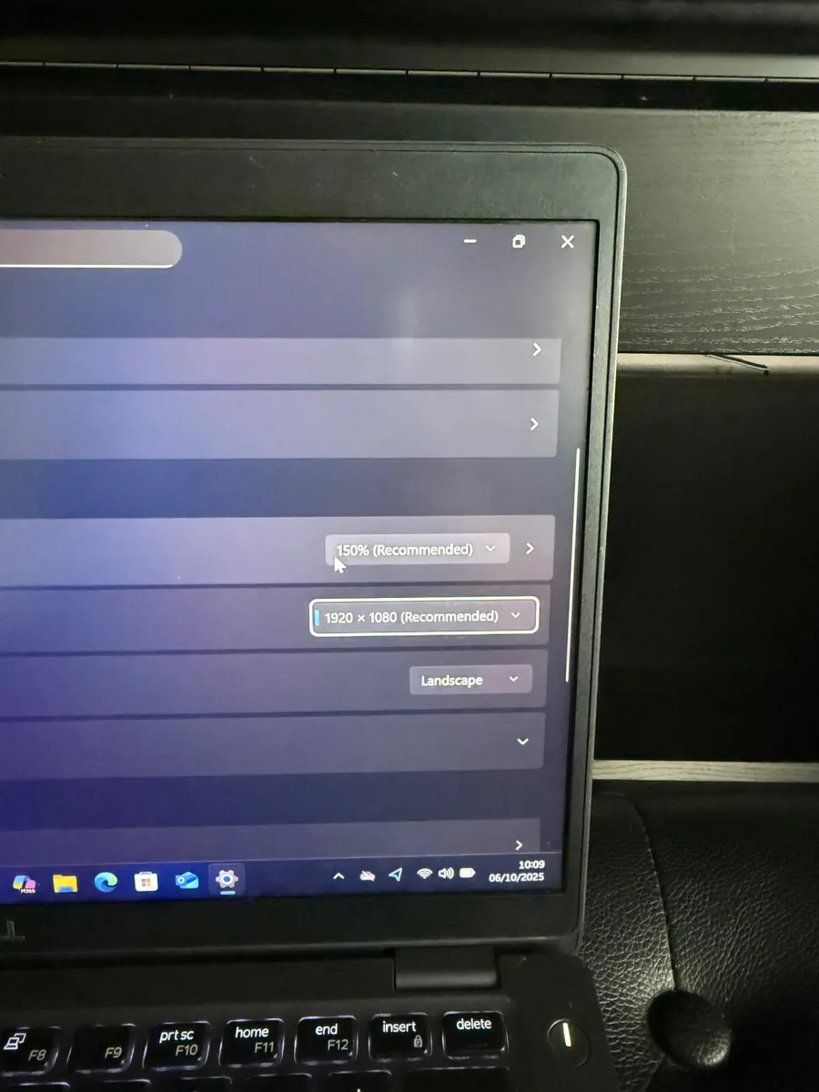 Dell Latitude 5400 Laptop i5/16GB/256SSD/FHD - Image 2