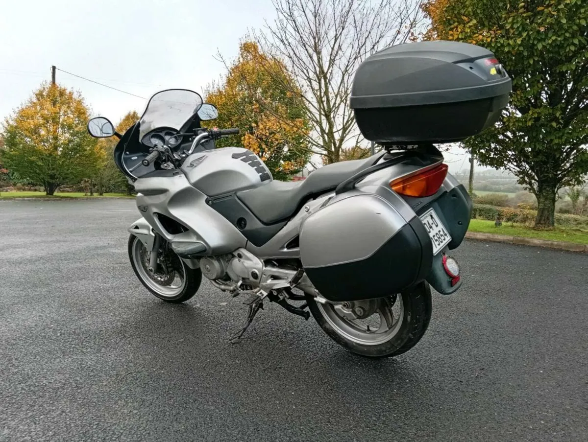 Honda  deauville 650 - Image 1