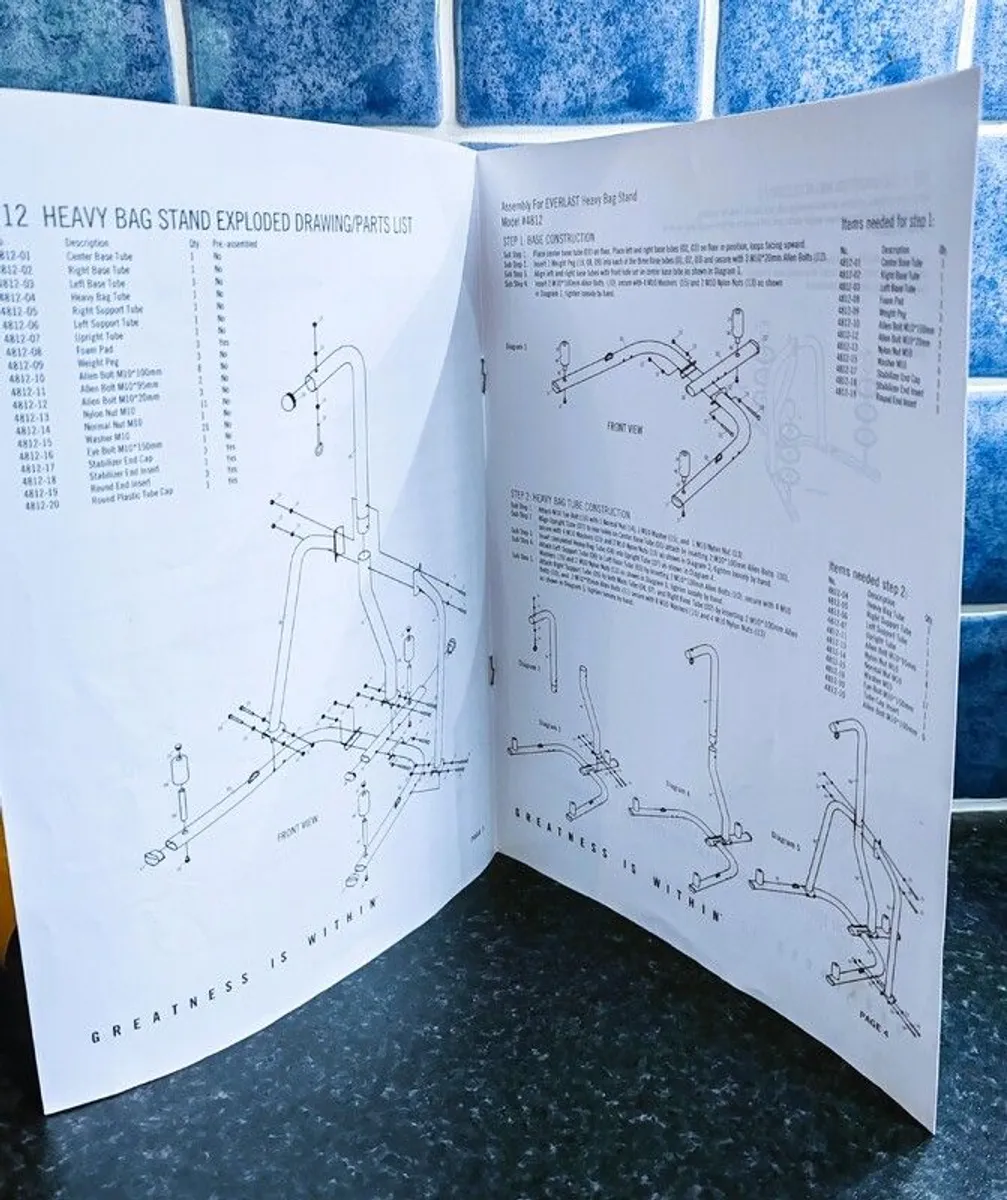 Everlast Boxing Stand & 12kg Boxing Bag-Price Drop - Image 3