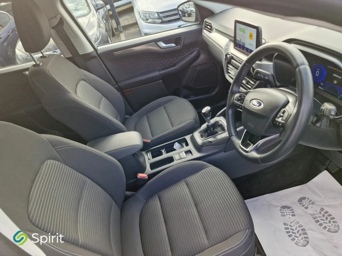 Ford Kuga 1.5 EcoBlue 120PS Titanium - Image 4