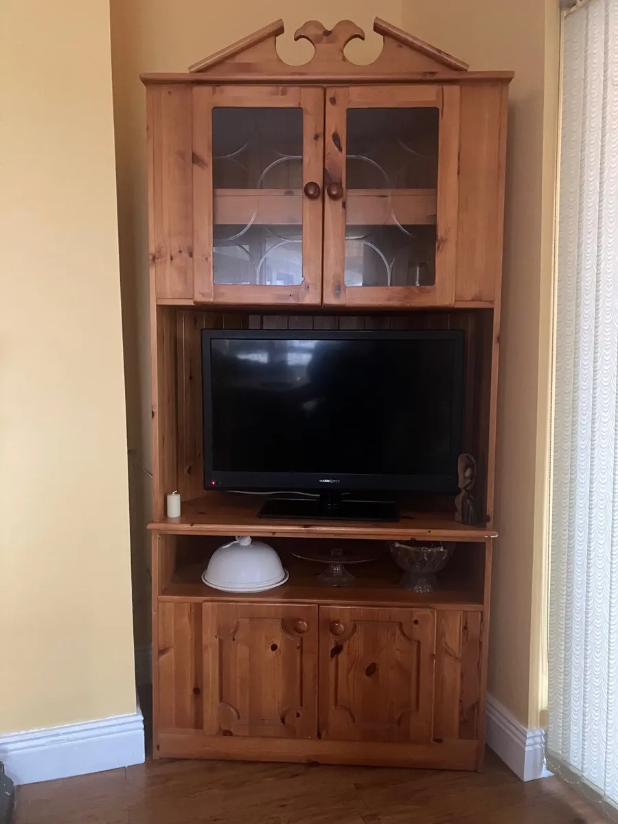 Pine tv corner unit - Image 1