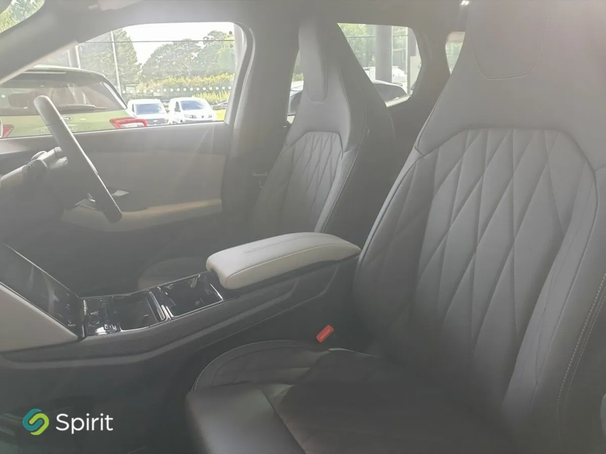 Ford Explorer Select 77kWh EXTENDED RANGE - Image 4