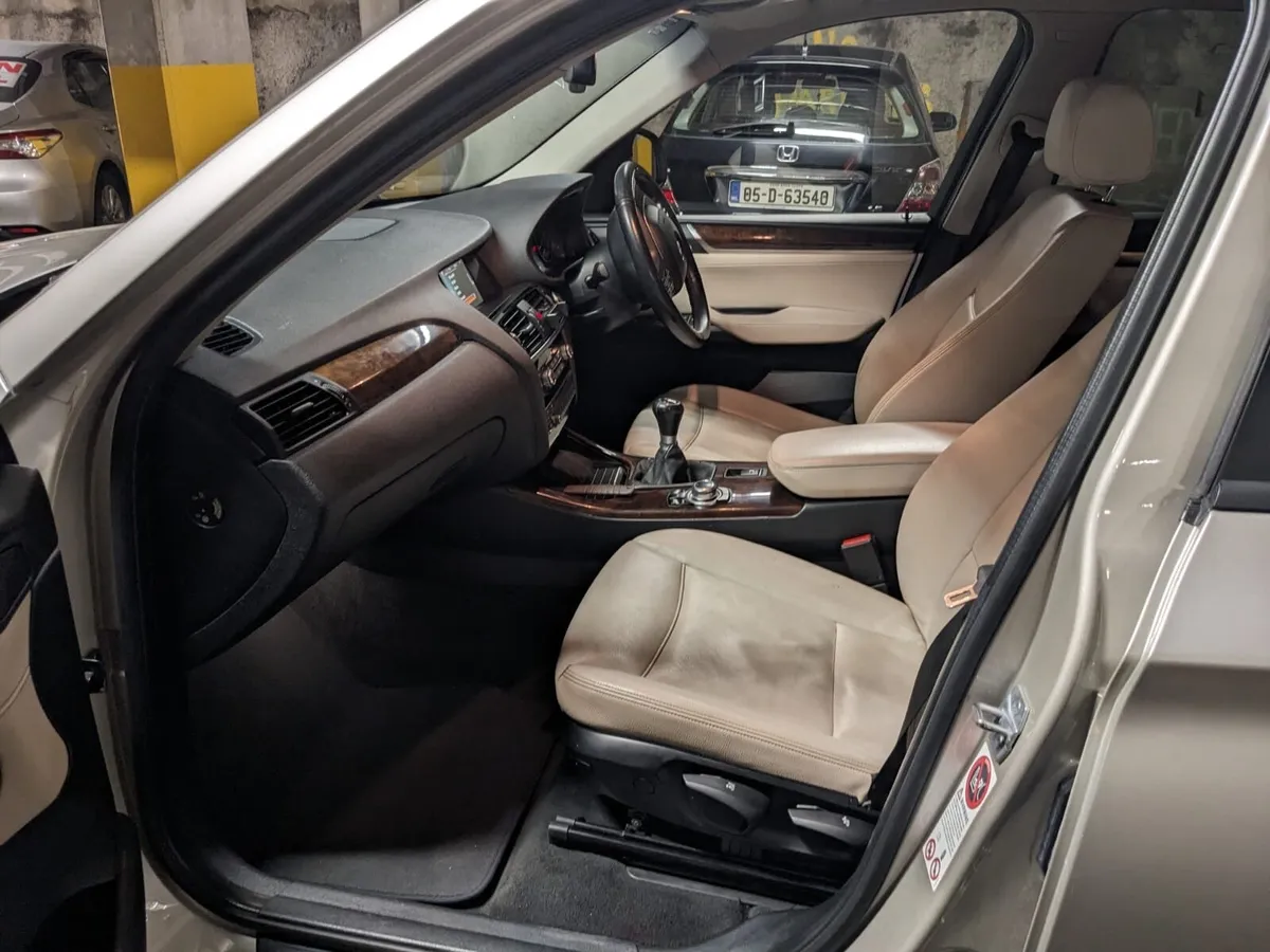 BMW X3 2014 - Image 2