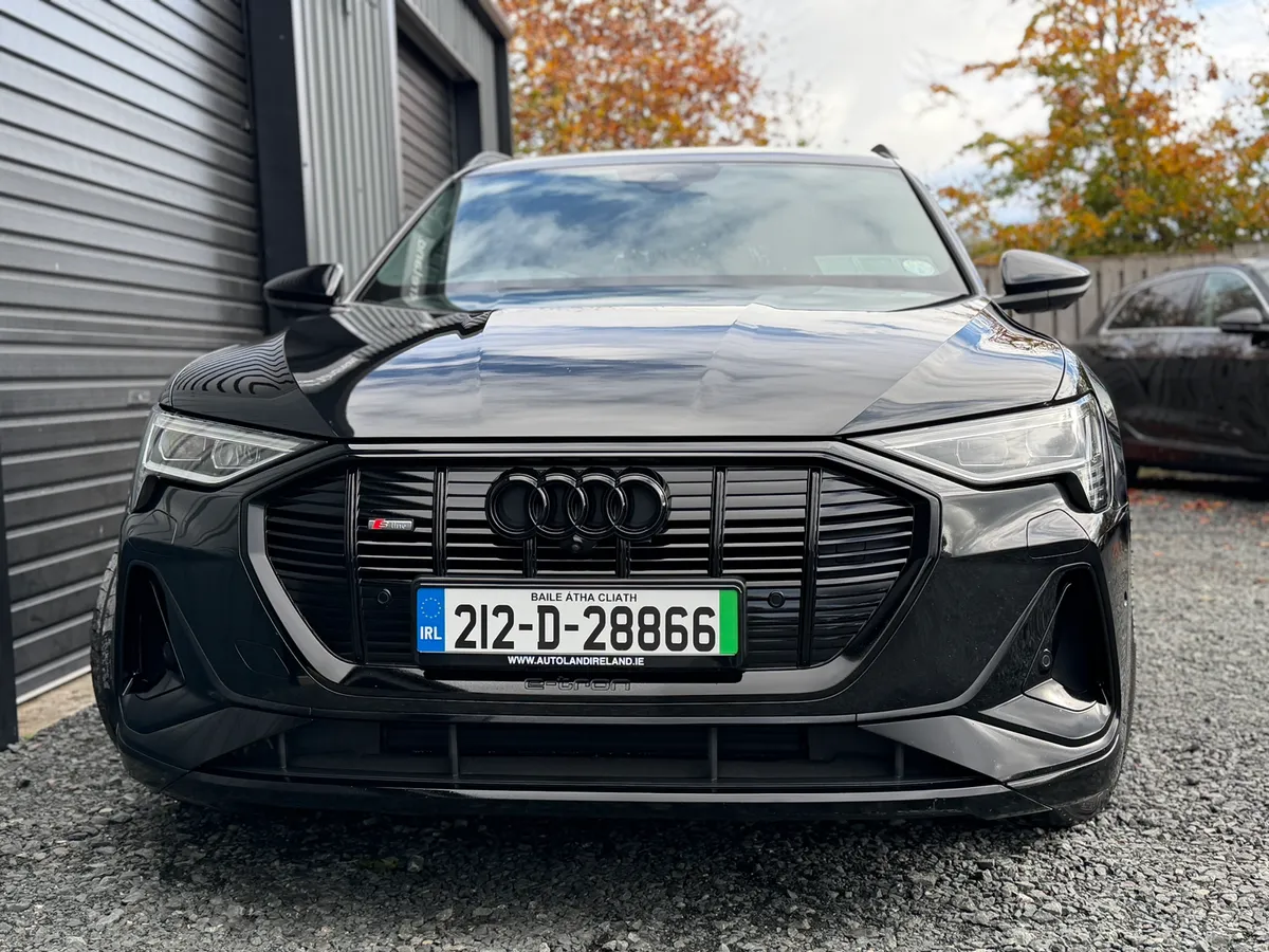 212 Audi Etron Black Edition 55 Quattro - Image 2