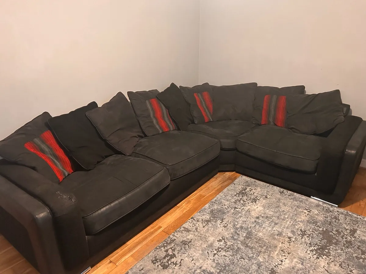 CORNER SOFA - Image 1