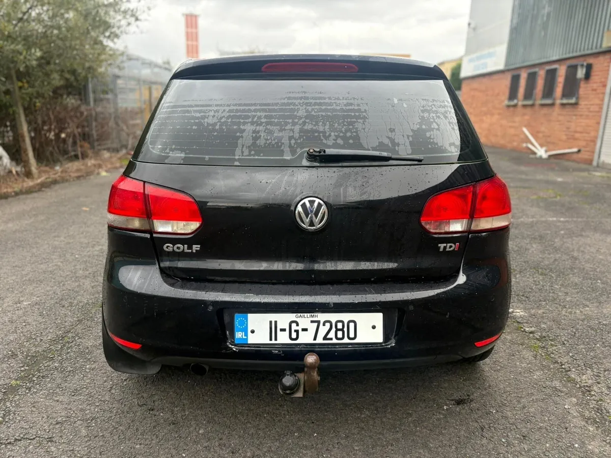 2011 Volkswagen Golf 1.6Tdi. - Image 3