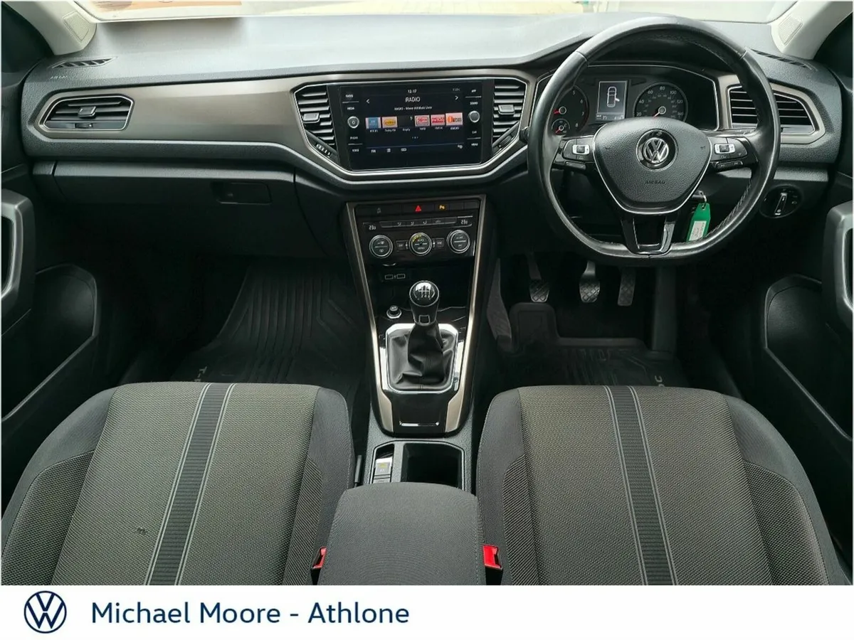 Volkswagen T-Roc 1.5 TSI 150bhp Sport - Image 2