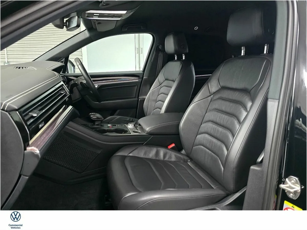 Volkswagen Touareg COMMERCIAL 3.0 TDI 4MOTION 231B - Image 4