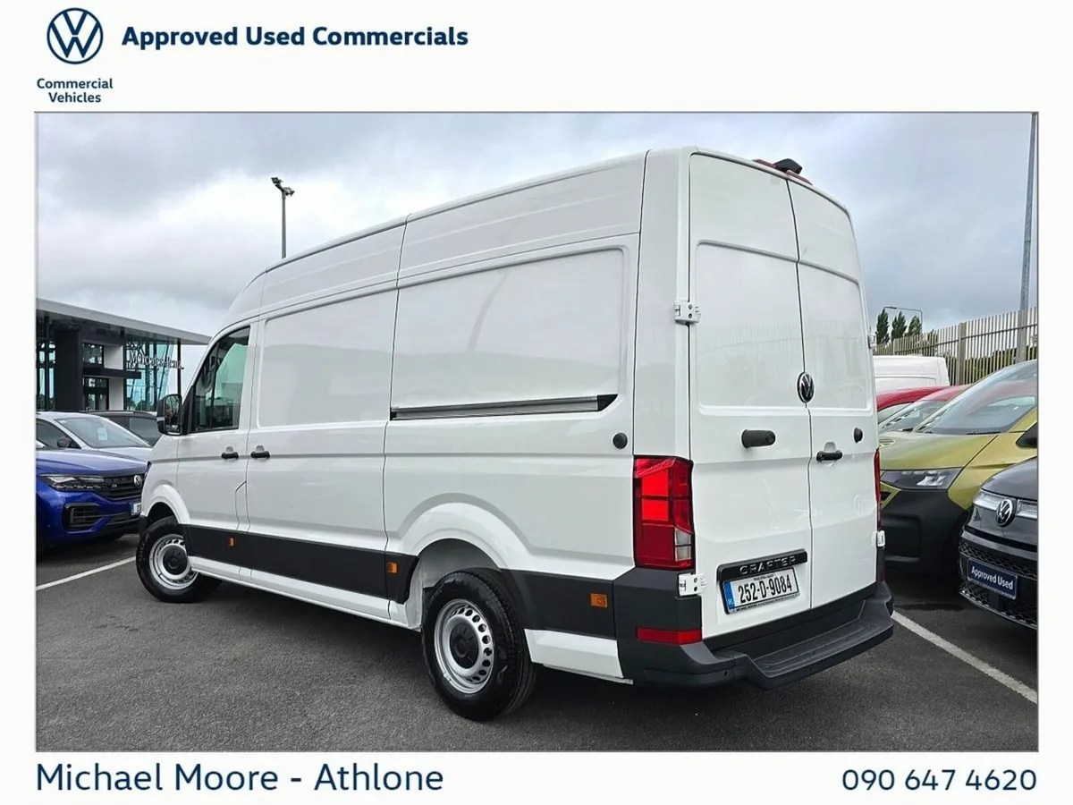 Volkswagen Crafter CRAFTER 30 MWB 140BHP  M6F - Image 3