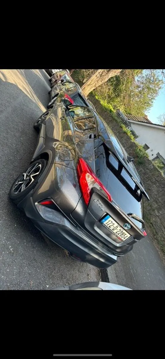 2017 Toyota C-hr - Image 3
