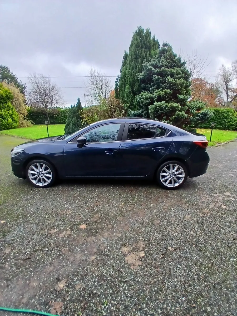 Mazda Mazda3 2018 - Image 3