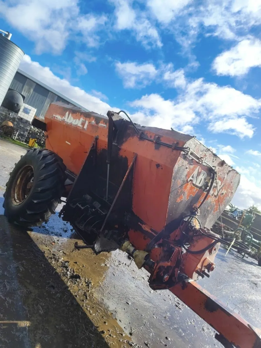 Muckspreader - Image 2