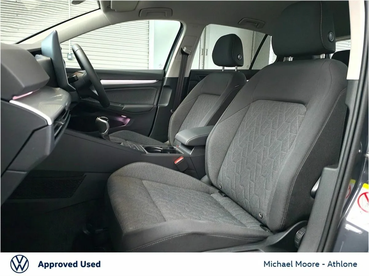 Volkswagen Golf GOLF EDITION 75 2.0 TDI 116HP - Image 4