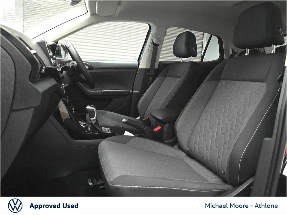 Volkswagen T-Cross T-CROSS LIFE 1.0 TSI D7F 116BHP - Image 4