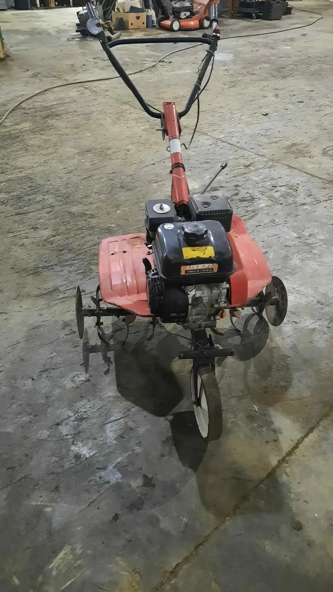 Petrol Rotavator LONCON 196cc Perfect condition - Image 1