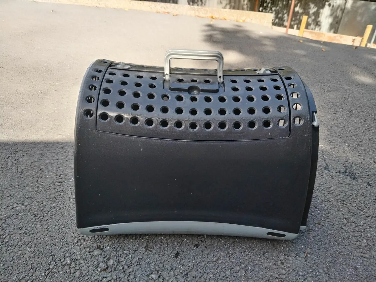 Cat Carrier - Image 2