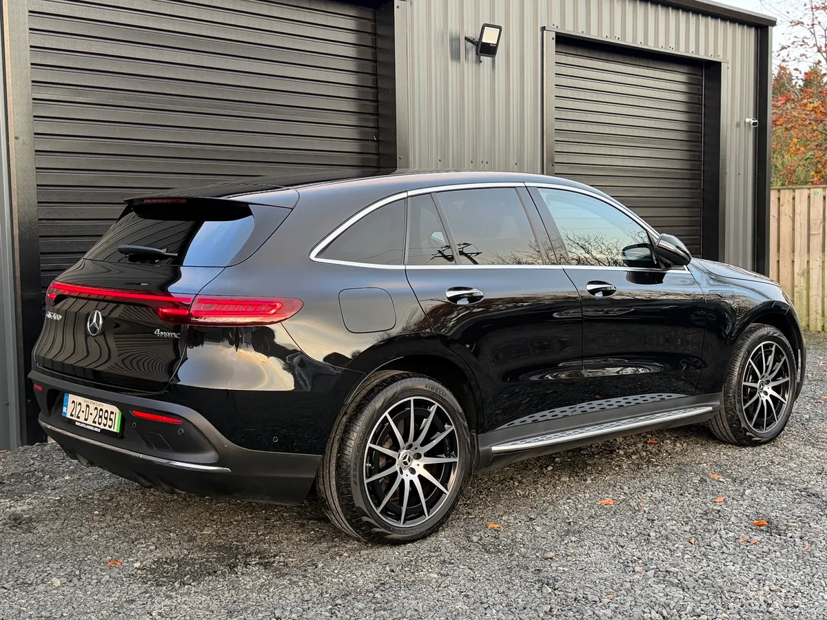 212 Mercedes Eqc 400 Amg Line 4Matic - Image 3