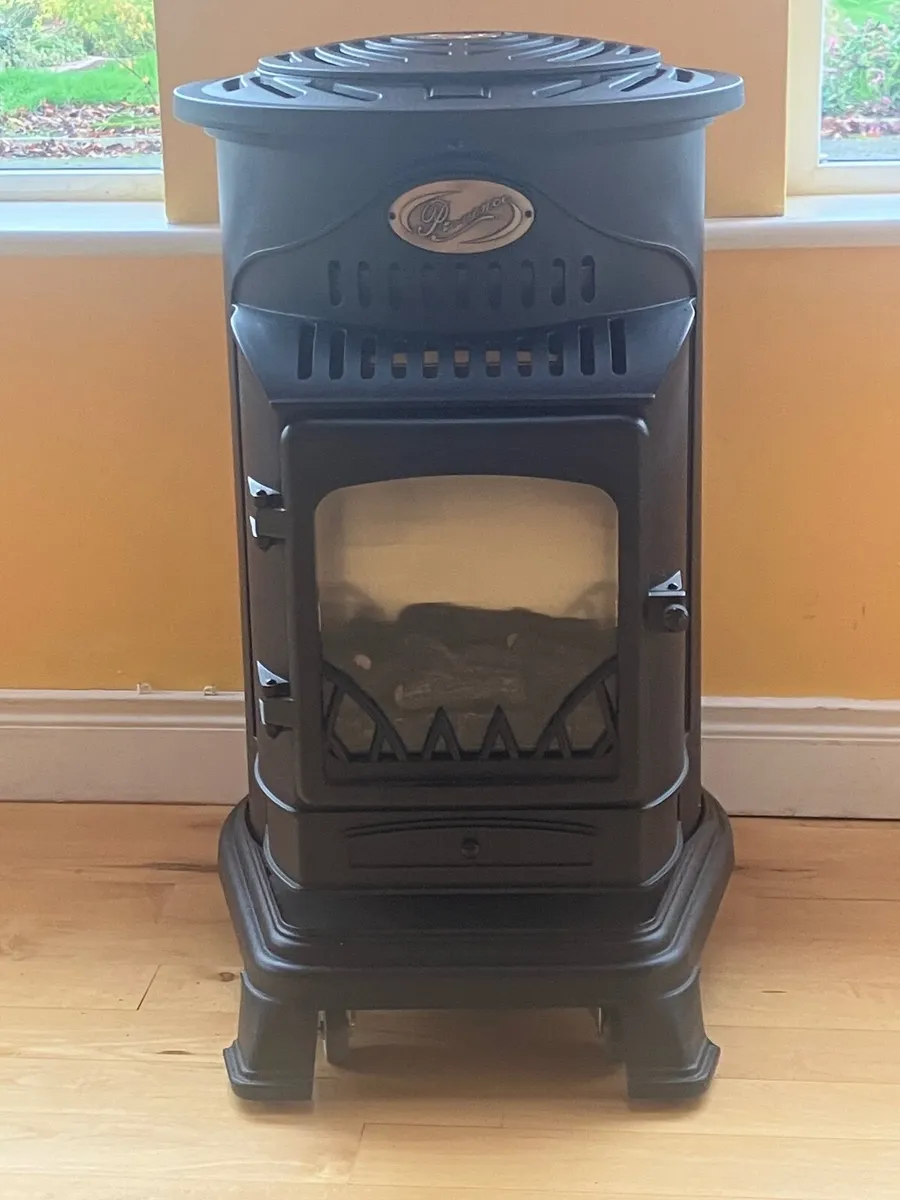 Gas heater - Image 1