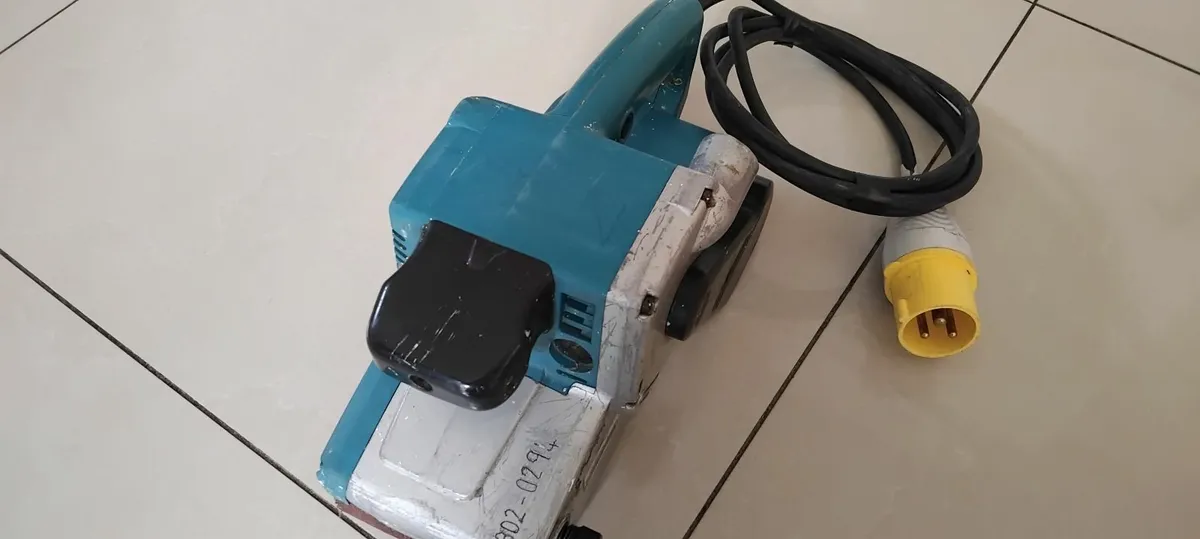 Makita 9404 Belt Sander 110v "Serviced" - Image 2