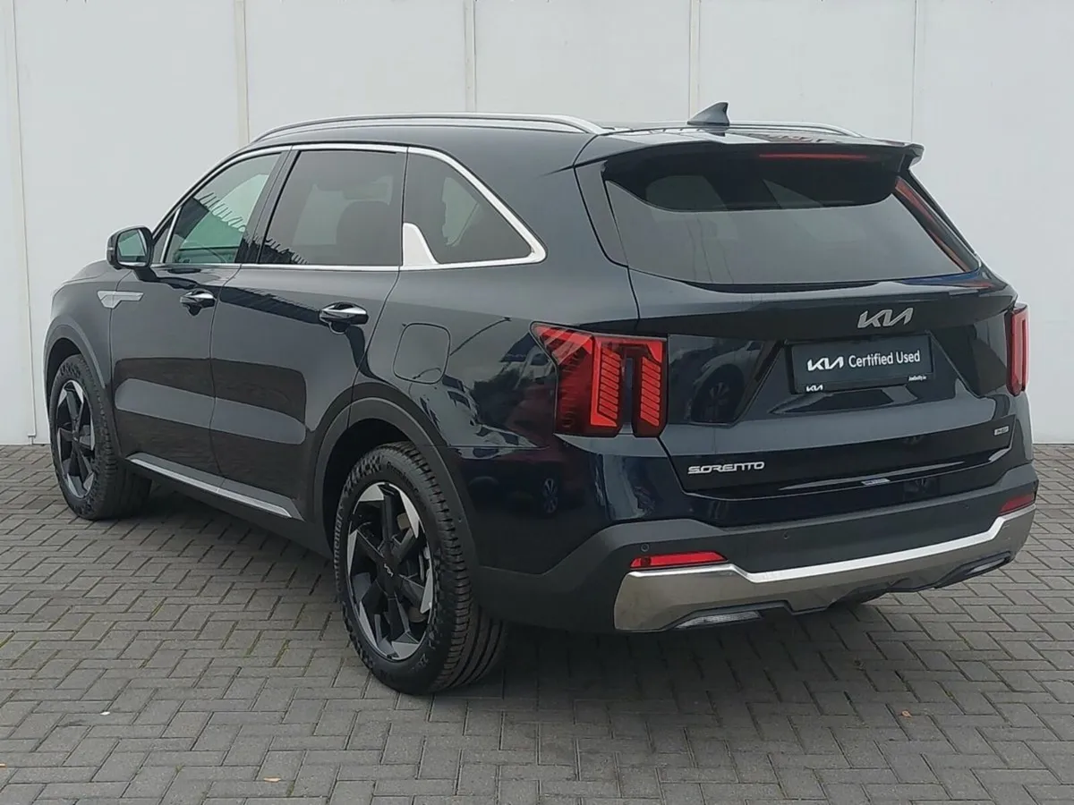 Kia Sorento Sorento 1.6 PHEV SEM Order Now For Jan - Image 3