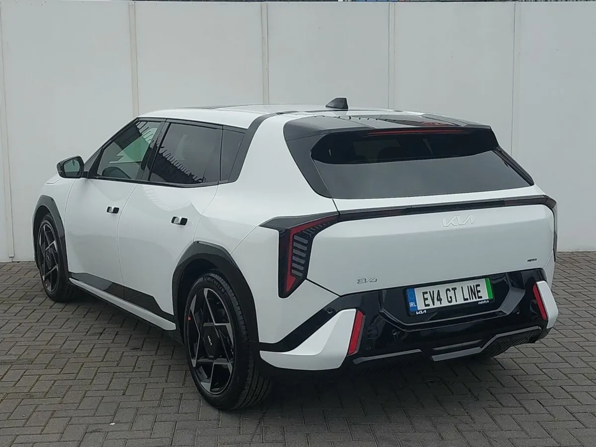 Kia EV4 EV4 5 HB GT LINE LR 5DR AUTO - Image 3