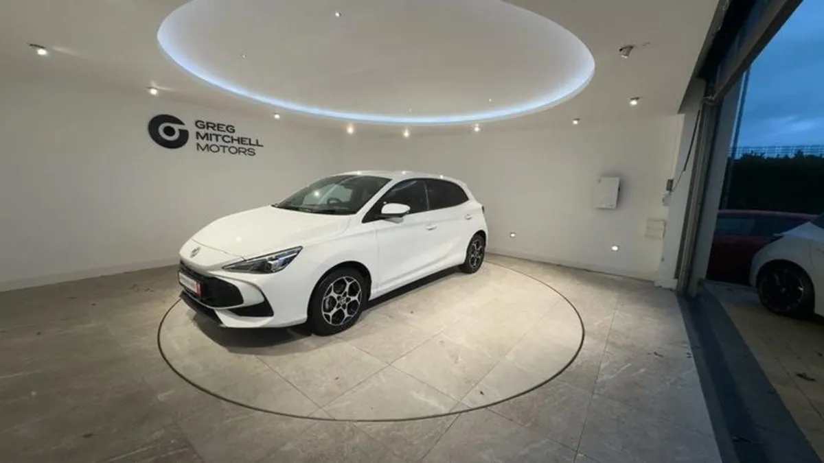 MG MG3 1.5 Hybrid Trophy 5dr Auto - Image 3