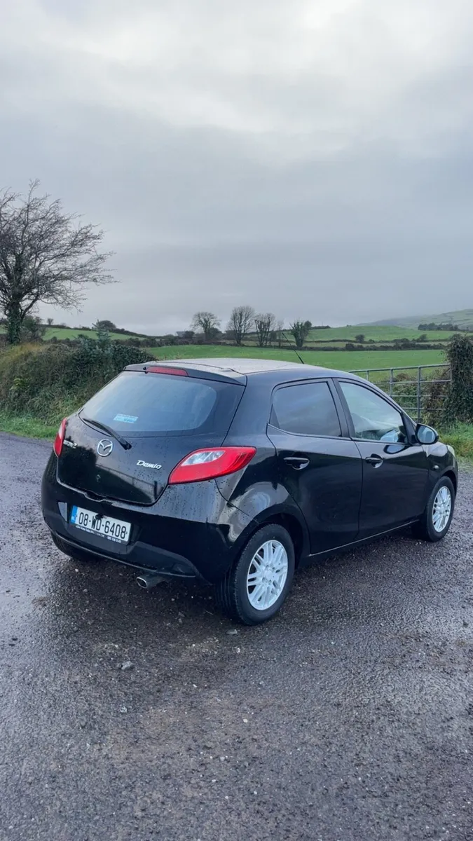 Mazda Demio *Automatic* - Image 2