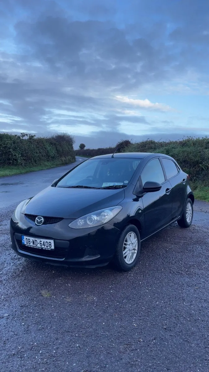 Mazda Demio *Automatic* - Image 4