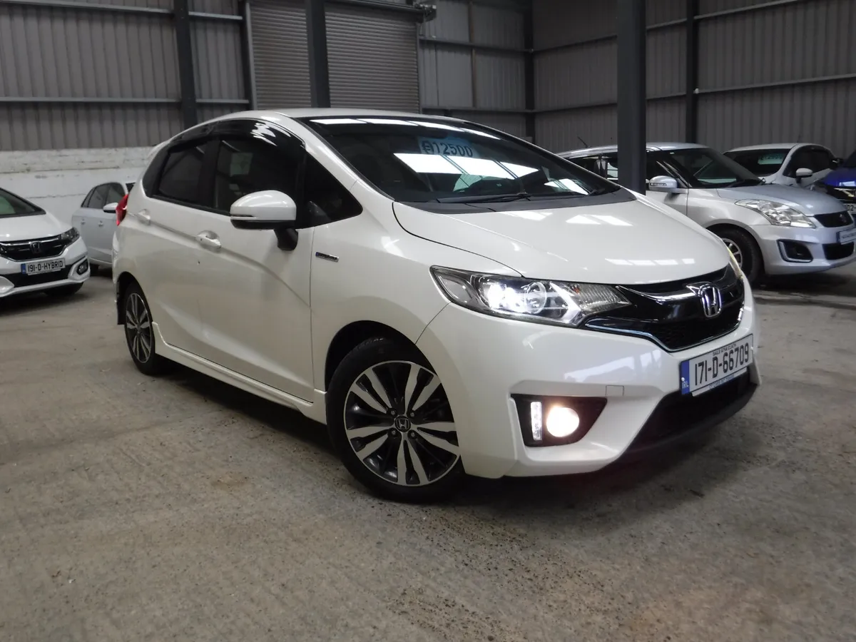 HONDA FIT 1.5 AUTO HYBRID SPORTS NCT 11/27 - Image 1