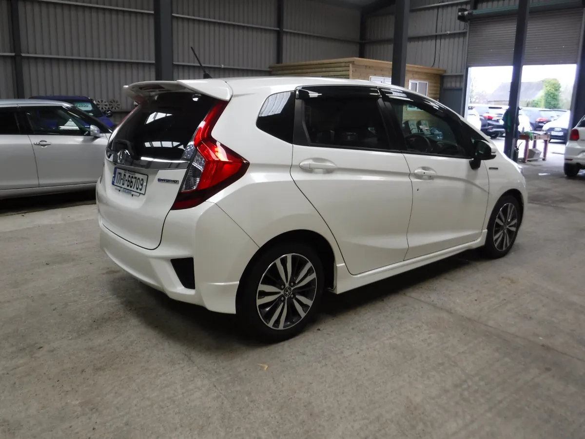 HONDA FIT 1.5 AUTO HYBRID SPORTS NCT 11/27 - Image 3