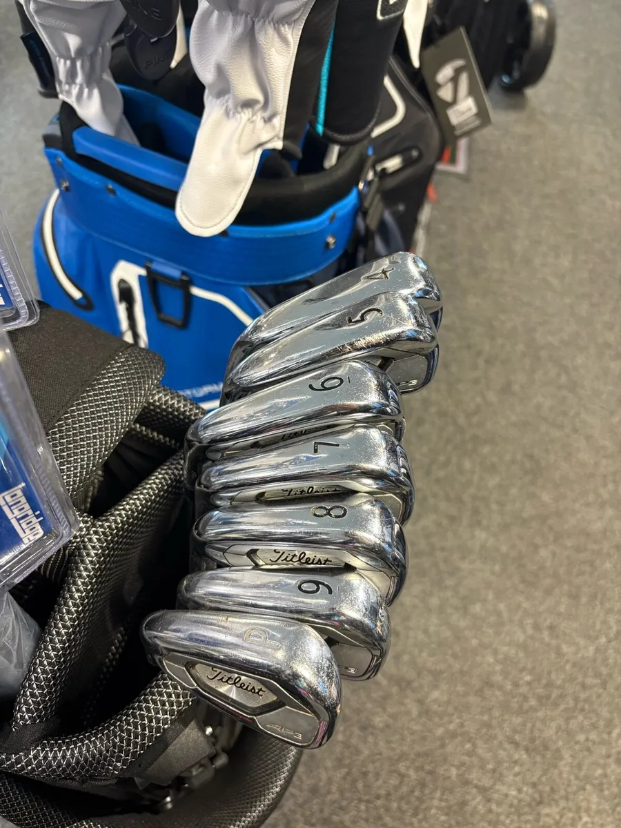 Titleist AP3 irons (left handed) - Image 3
