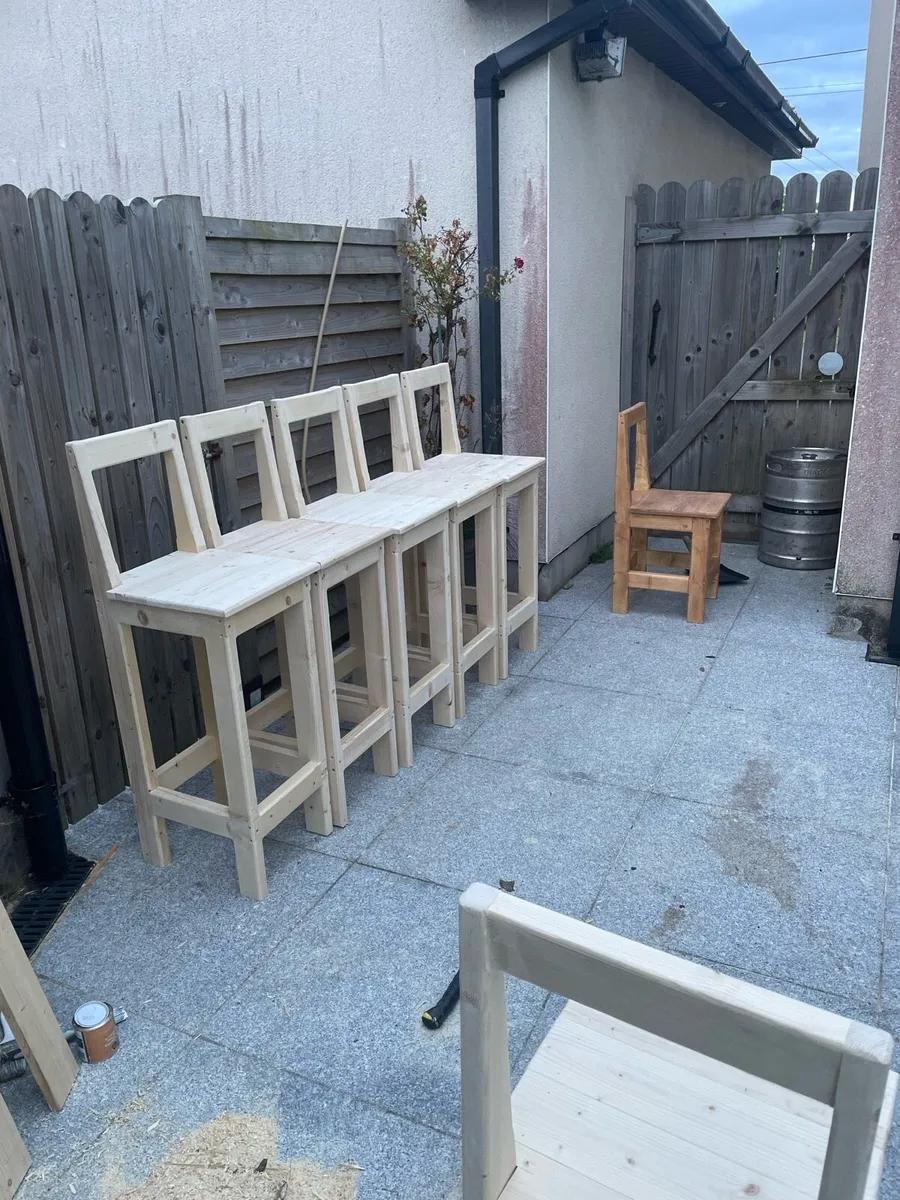 Wooden barstools - Image 2