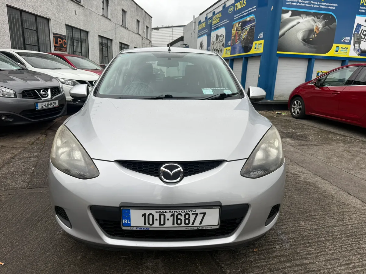 Madza 2 low mileage - Image 4