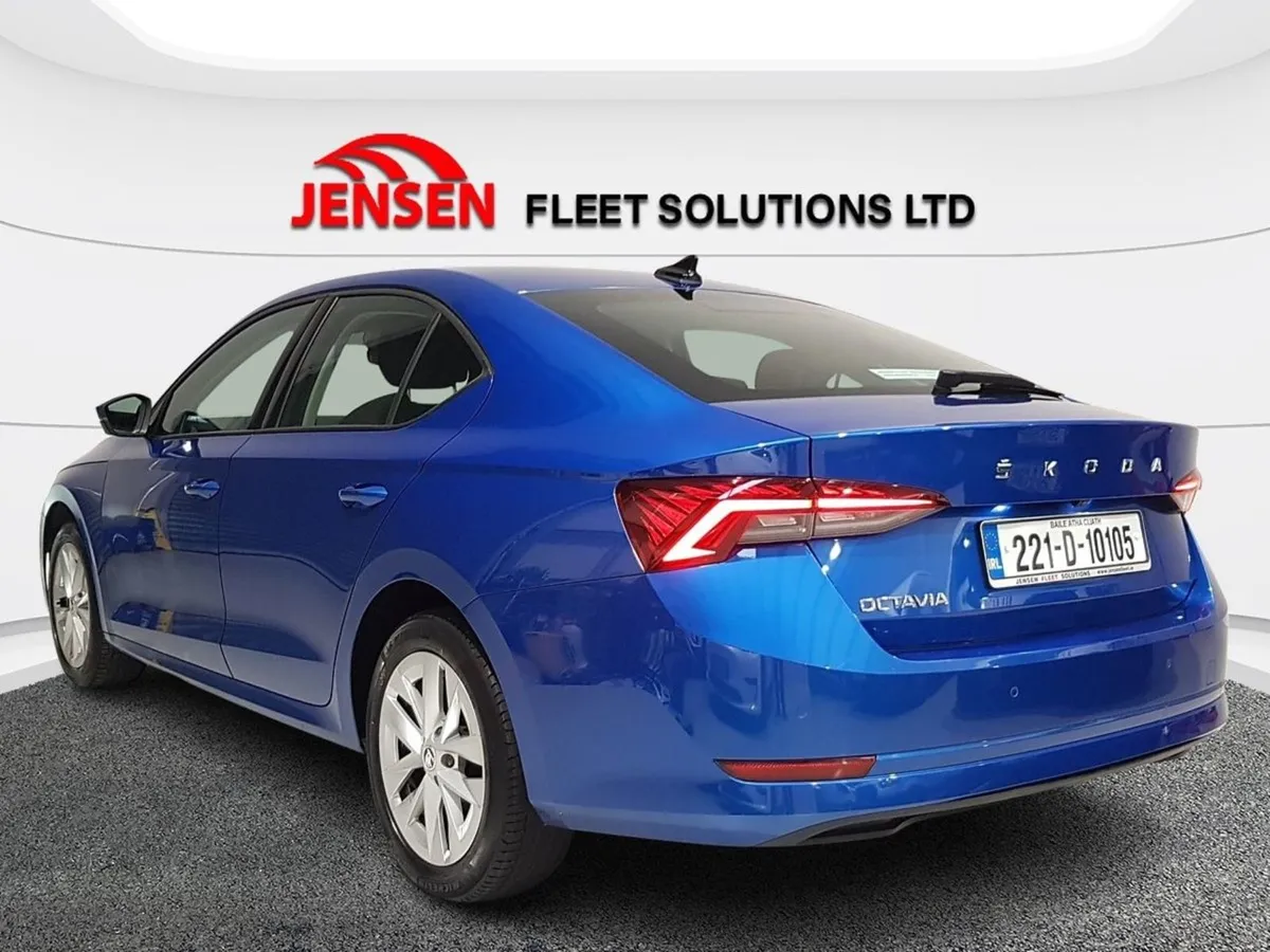Skoda Octavia Ambition 2.0tdi 115HP 6spd Manual - Image 4