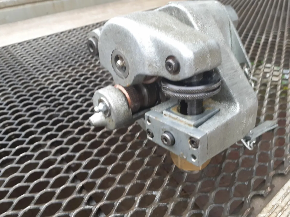 VICTAULIC VE26S COPPER ROLL GROOVER - Image 1