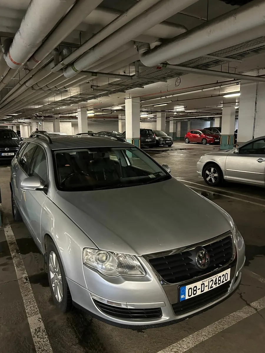 Volkswagen Passat 2008 - Image 1