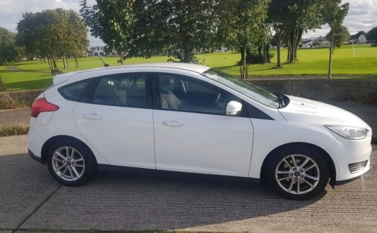 2015 Ford Focus - Image 2