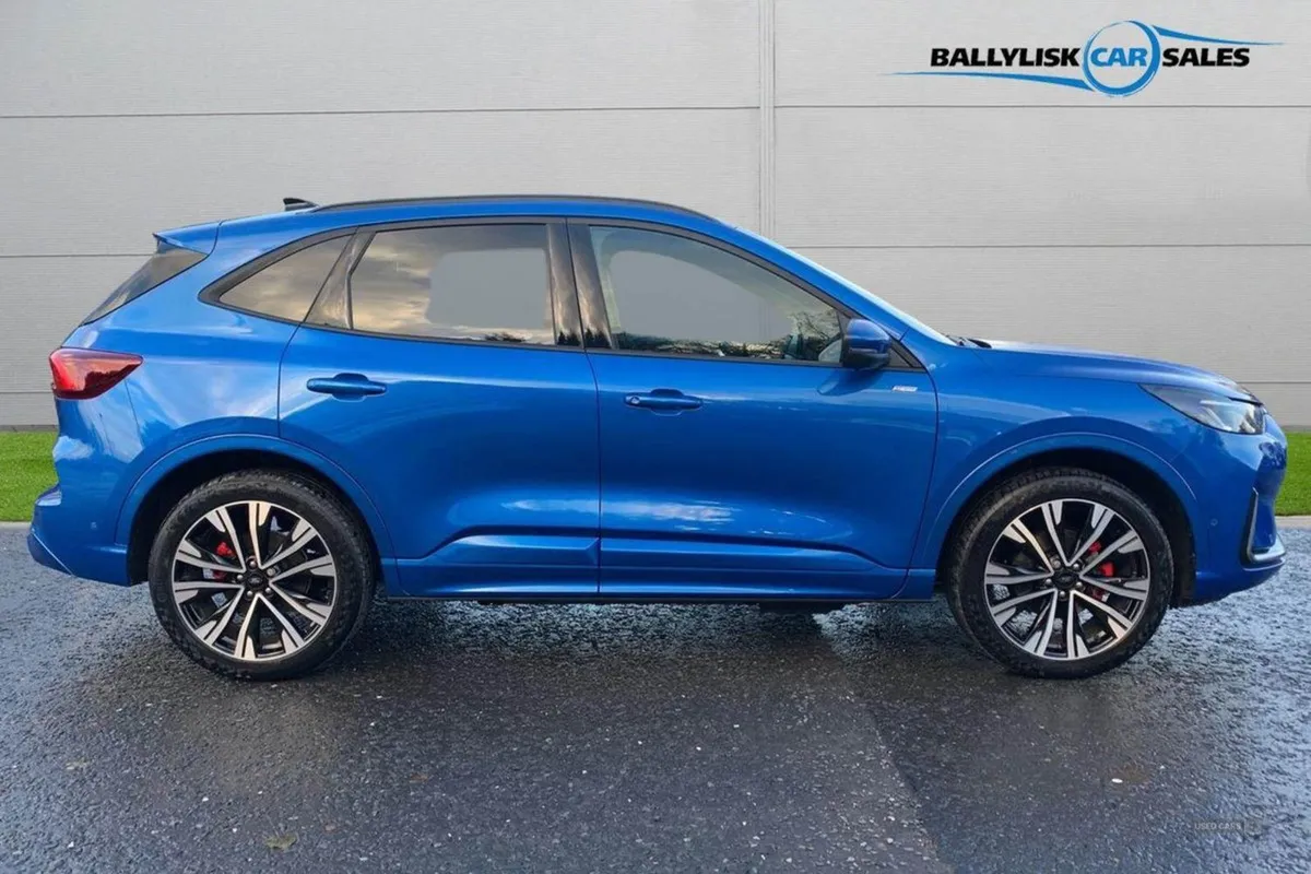 Ford Kuga 2.5 Phev 14.4kwh St-line X in Desert Is - Image 3