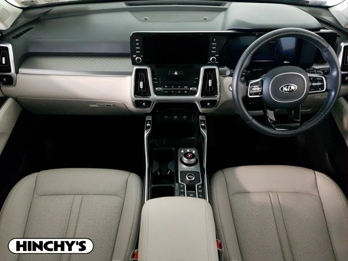 Kia Sorento 1.6 PHEV K3 4X4 7 seats - Image 2