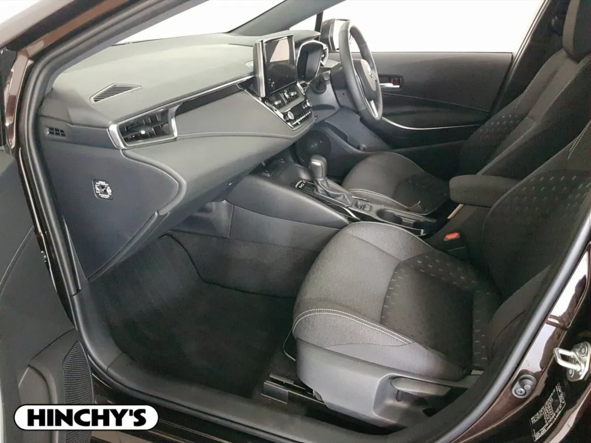 Suzuki Swace Swace 1.8 Hybrid SZ-T CVT - Image 4