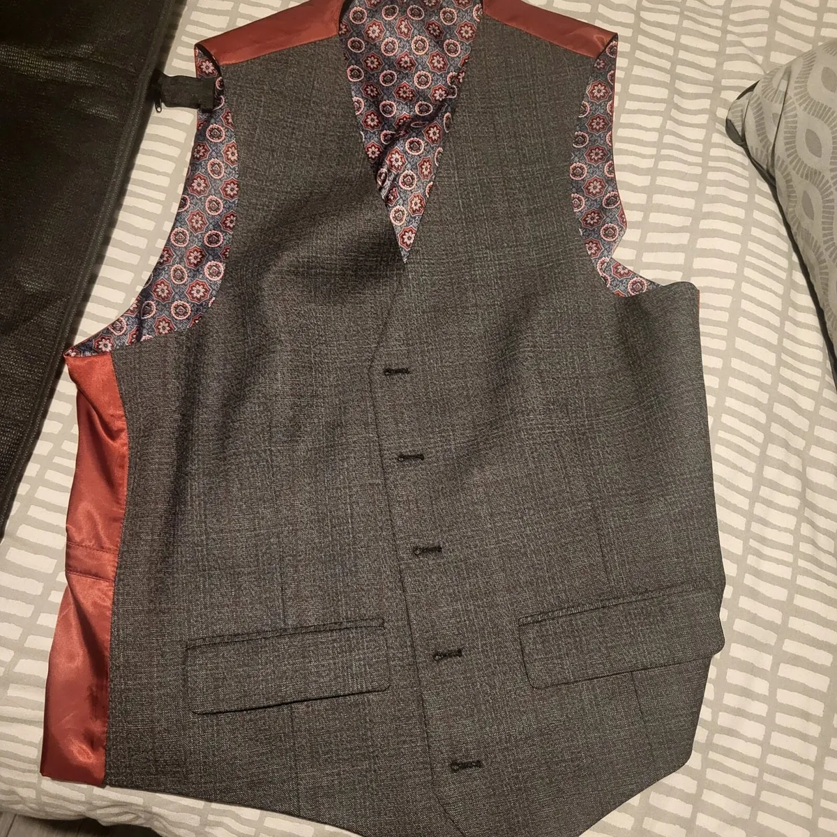 Slater Menswear Suit - Image 3