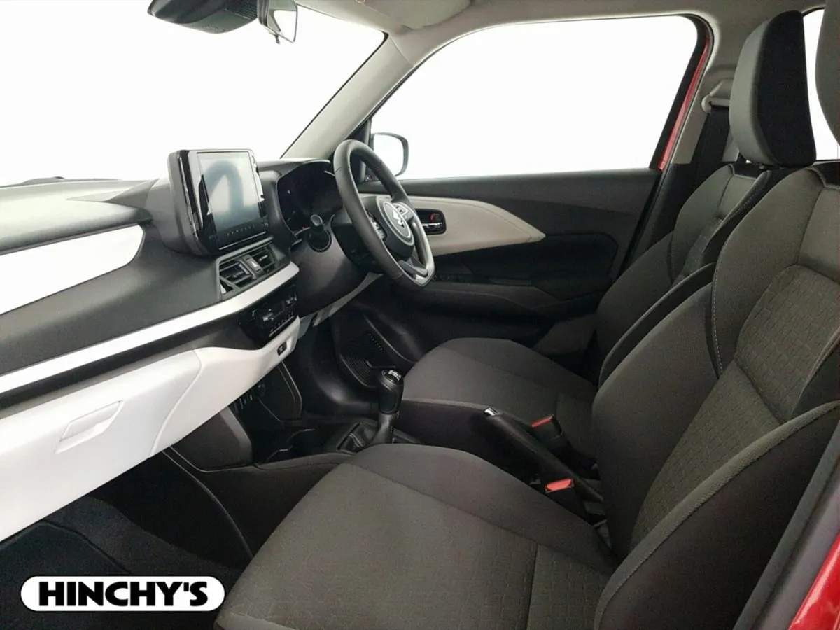 Suzuki Swift New Swift Motion 1.2 - Image 4