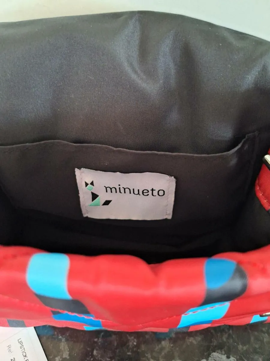 Lovely Minueto lipstick handbag - Image 2