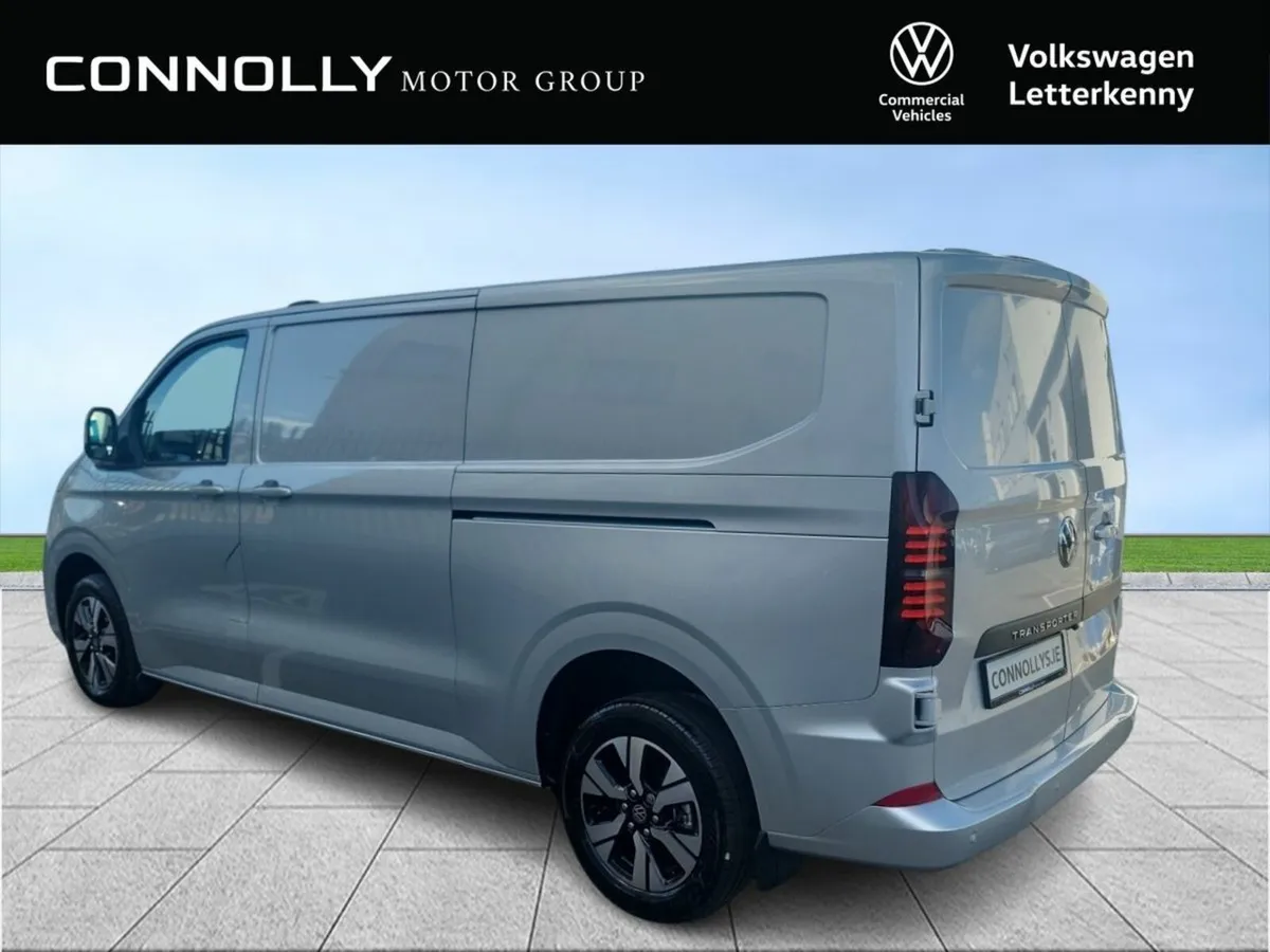 Volkswagen Transporter Trendline plus LWB 150Hp 2. - Image 4