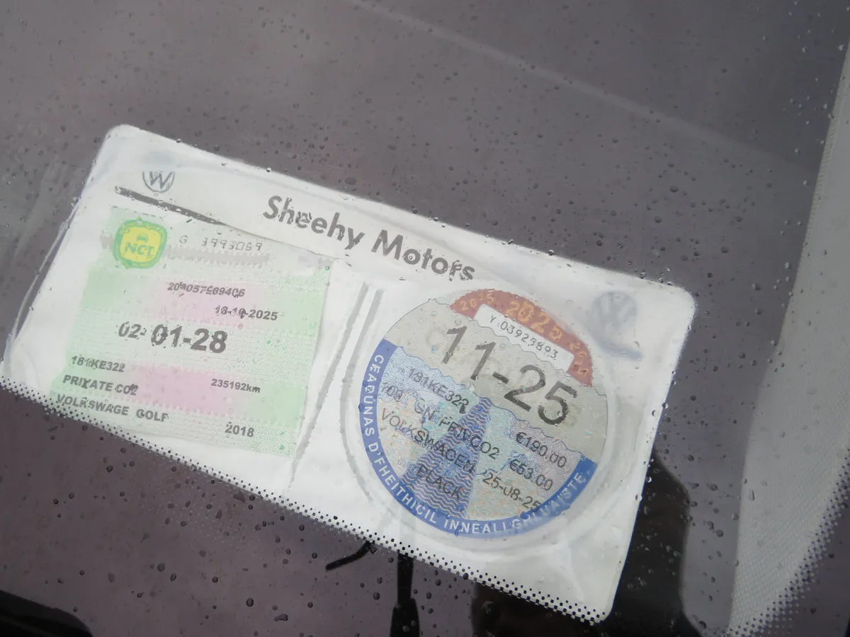 Volkswagen Golf 2018 5DR HIGHLINE IN BLACK - Image 3