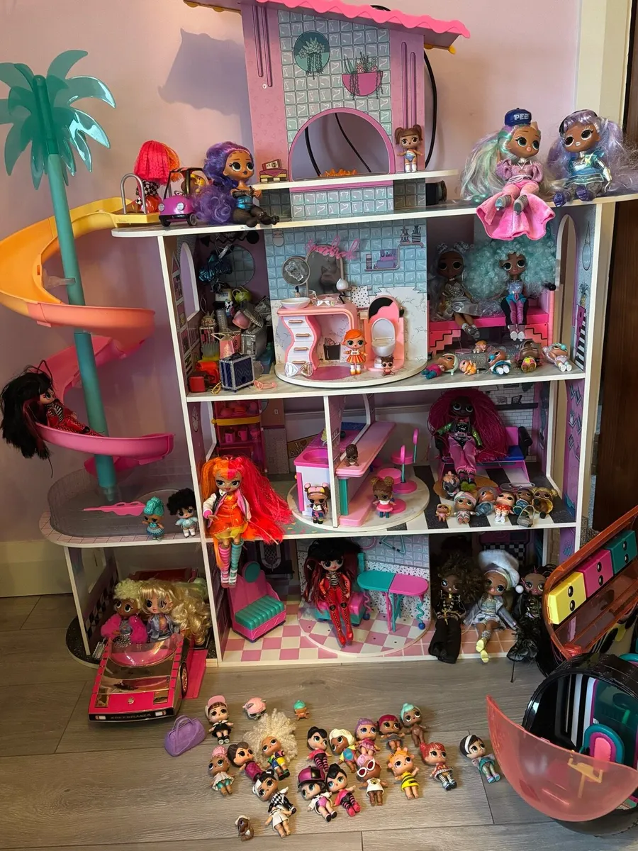 Lol Doll House - Image 1