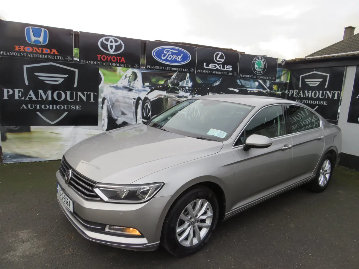 Volkswagen Passat 2015 6 SPEED COMFORTLINE MODEL - Image 1