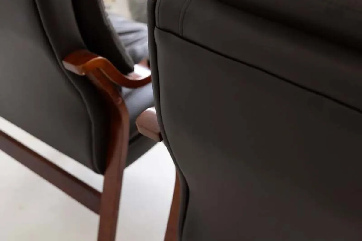 x2 Armchairs - Image 3