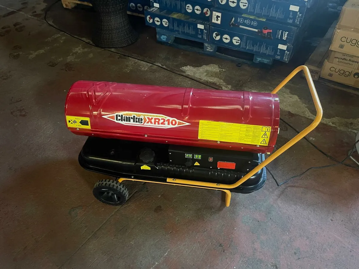 Space heater - Image 1